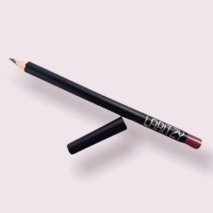 Laritzy Cosmetics Lip Pencil In Cabernet